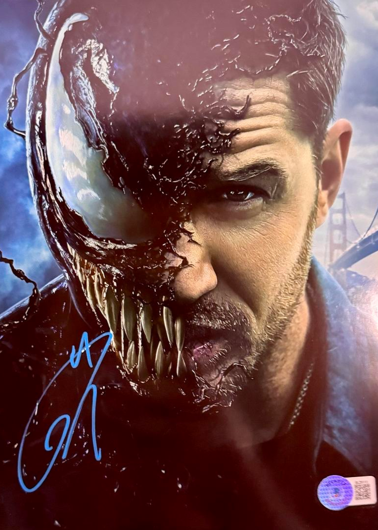 Tom Hardy Signed 8x10 Photo (Venom) - Beckett COA